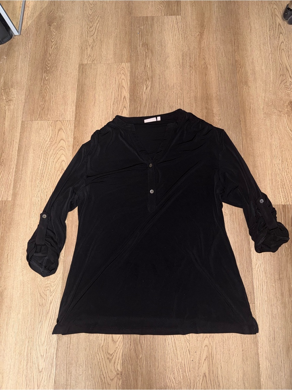 Ellie Kai 3/4 sleeve blouse
